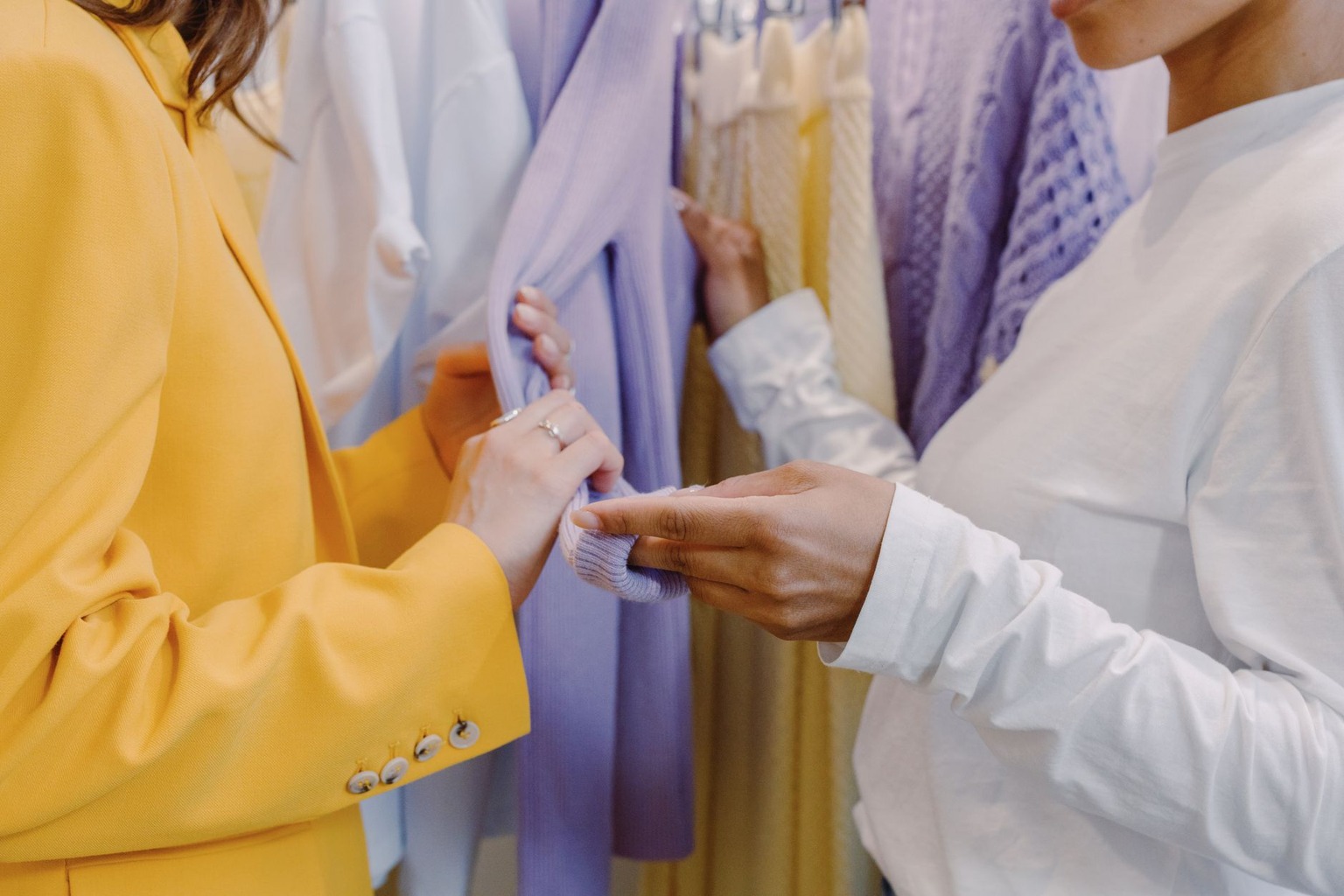 Marcas de moda e redes sociais — Conteúdos que vendem: do reel viral ao post estratégico Marcas de moda e redes sociais — Conteúdos que vendem: do reel viral ao post estratégico